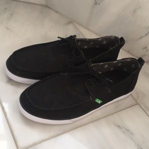 Sanuk black canvas loafers